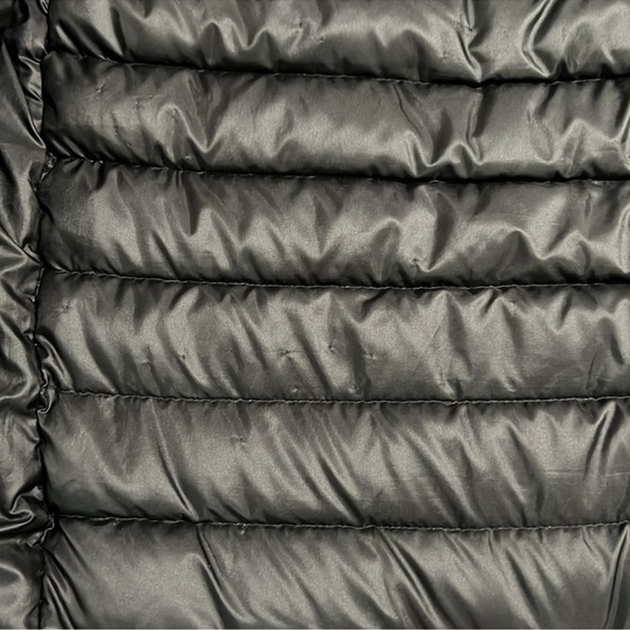 Mens Patagonia Goose Down Puffer Vest - Picture 4 of 4